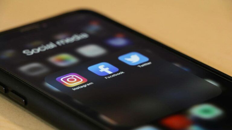 Faire constater par Huissier de justice sur FACEBOOK, INSTAGRAM, LINKEDIN, X